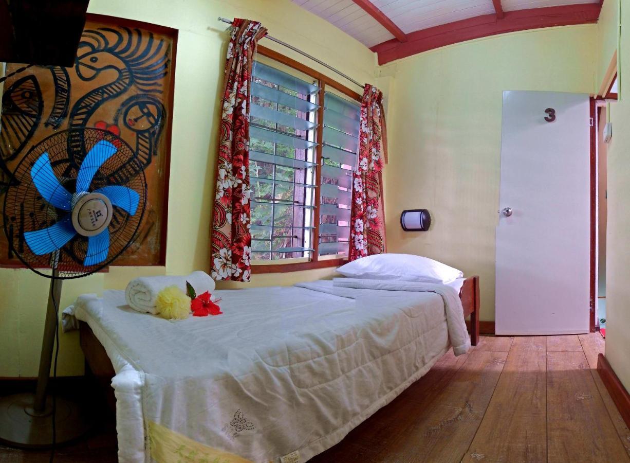 Treetops Boutique Hotel & Bungalows Port Vila Exterior photo